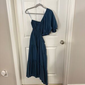 One shoulder boutique dress